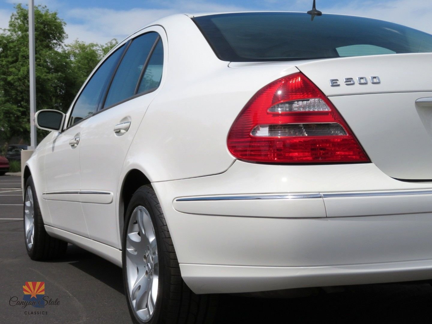Used 2003 Mercedes-Benz E 500 Sedan w/ X2 Opt Pkg image 24