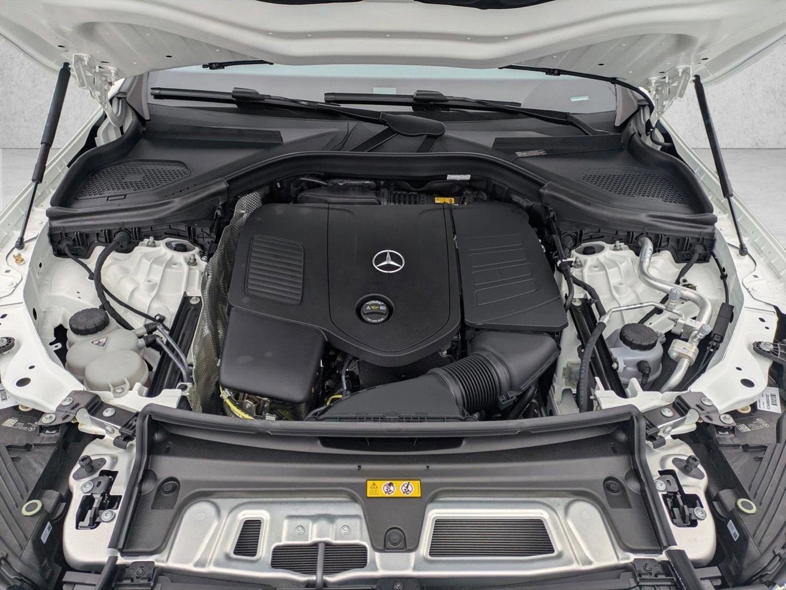New 2026 Mercedes-Benz GLC 300 4MATIC image 23