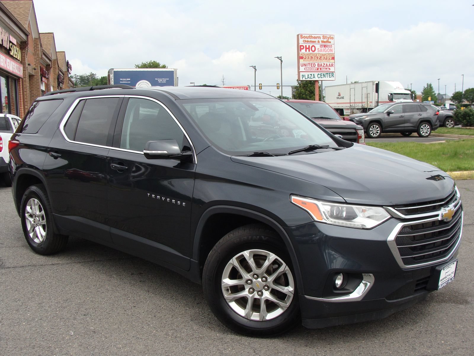 Used 2020 Chevrolet Traverse LT AWD/4WD image 1