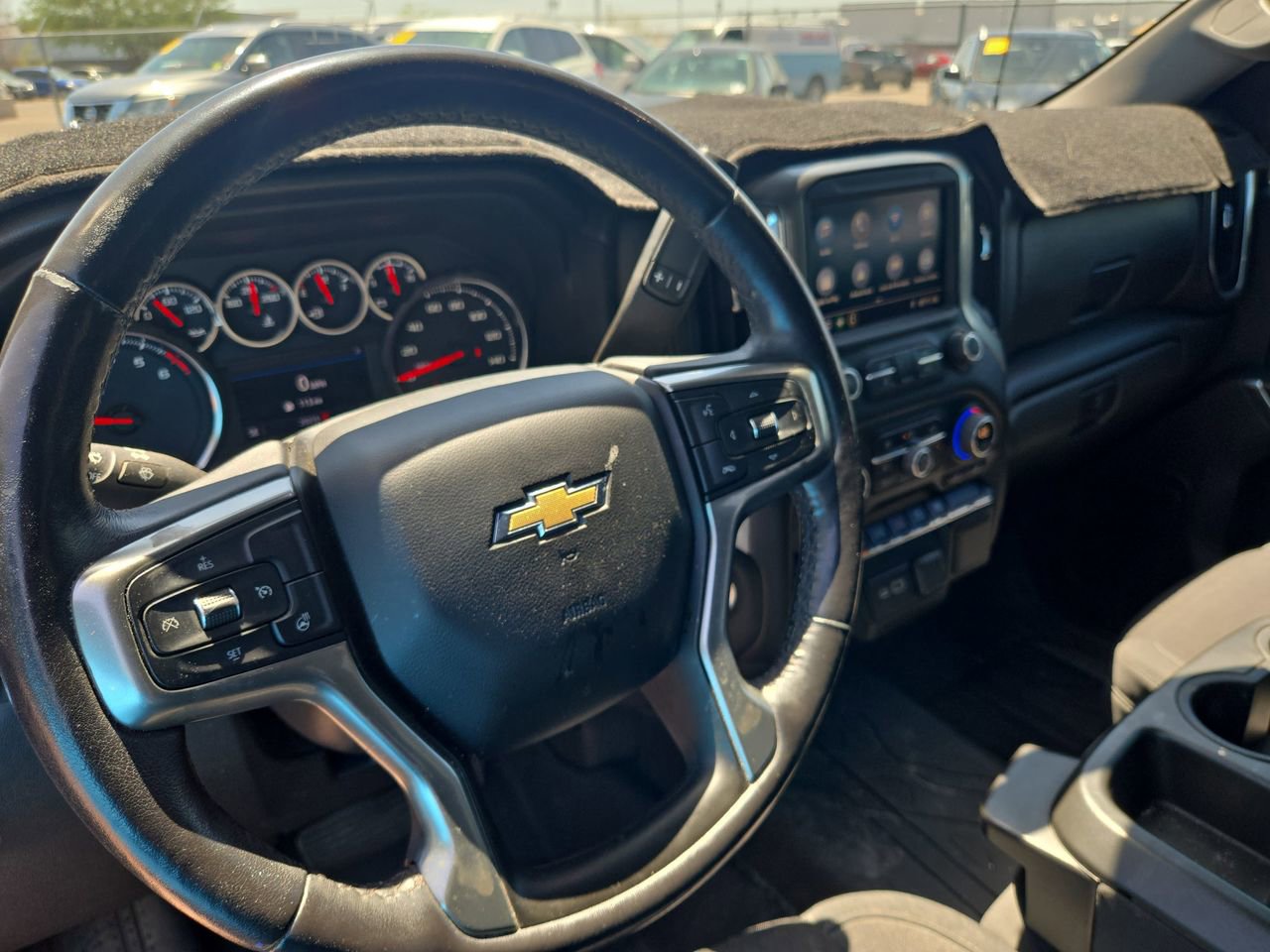Used 2022 Chevrolet Silverado 1500 LT RWD image 15