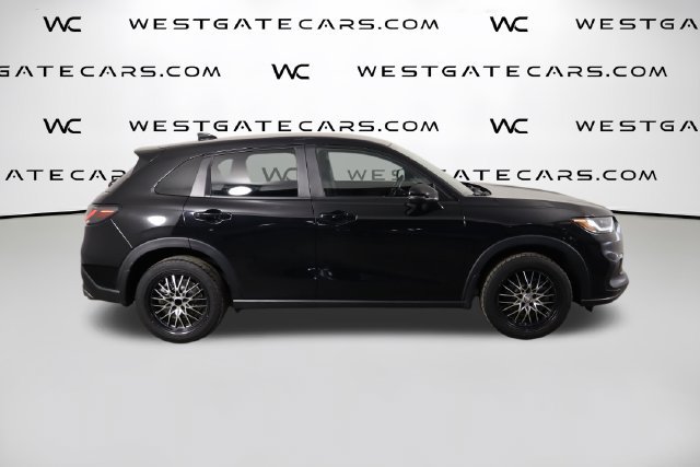 Used 2025 Honda HR-V Sport image 40