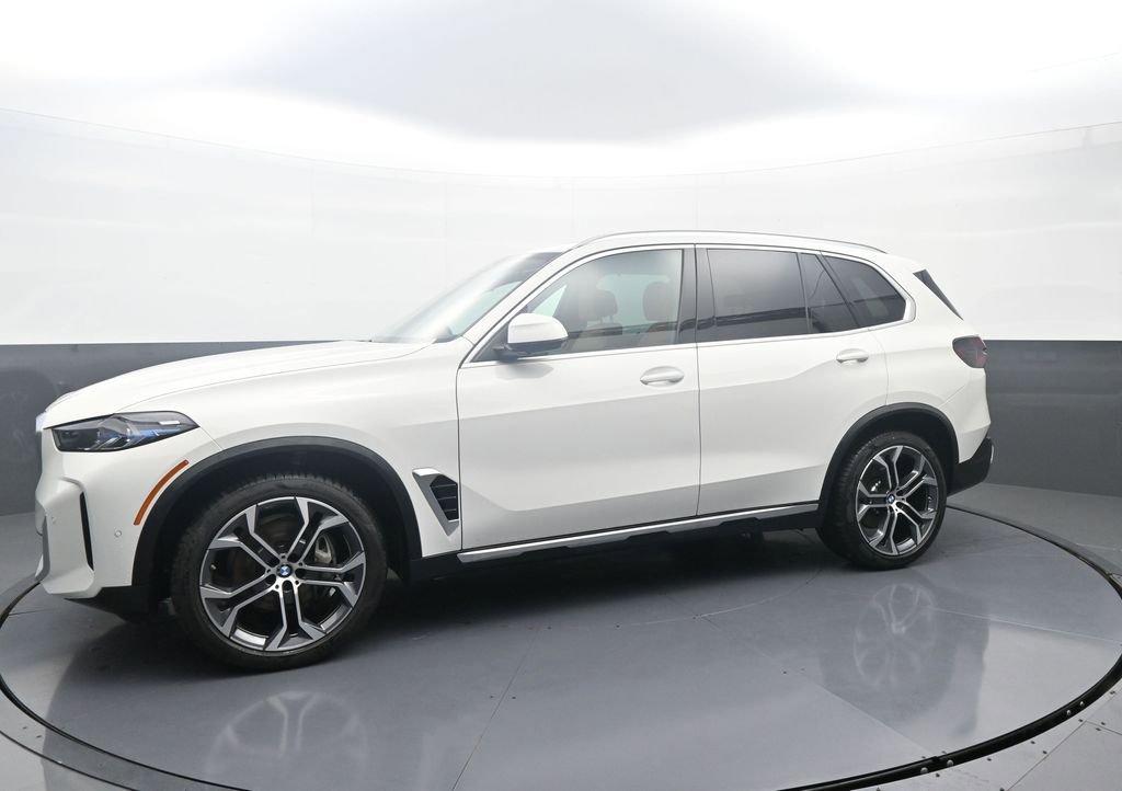 New 2026 BMW X5 xDrive40i w/ Climate Comfort Package image 4