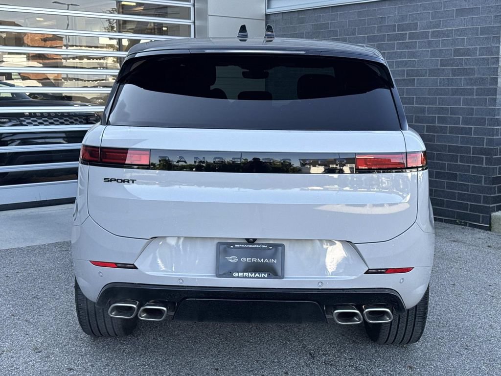 Certified 2025 Land Rover Range Rover Sport Dynamic SE AWD/4WD image 5