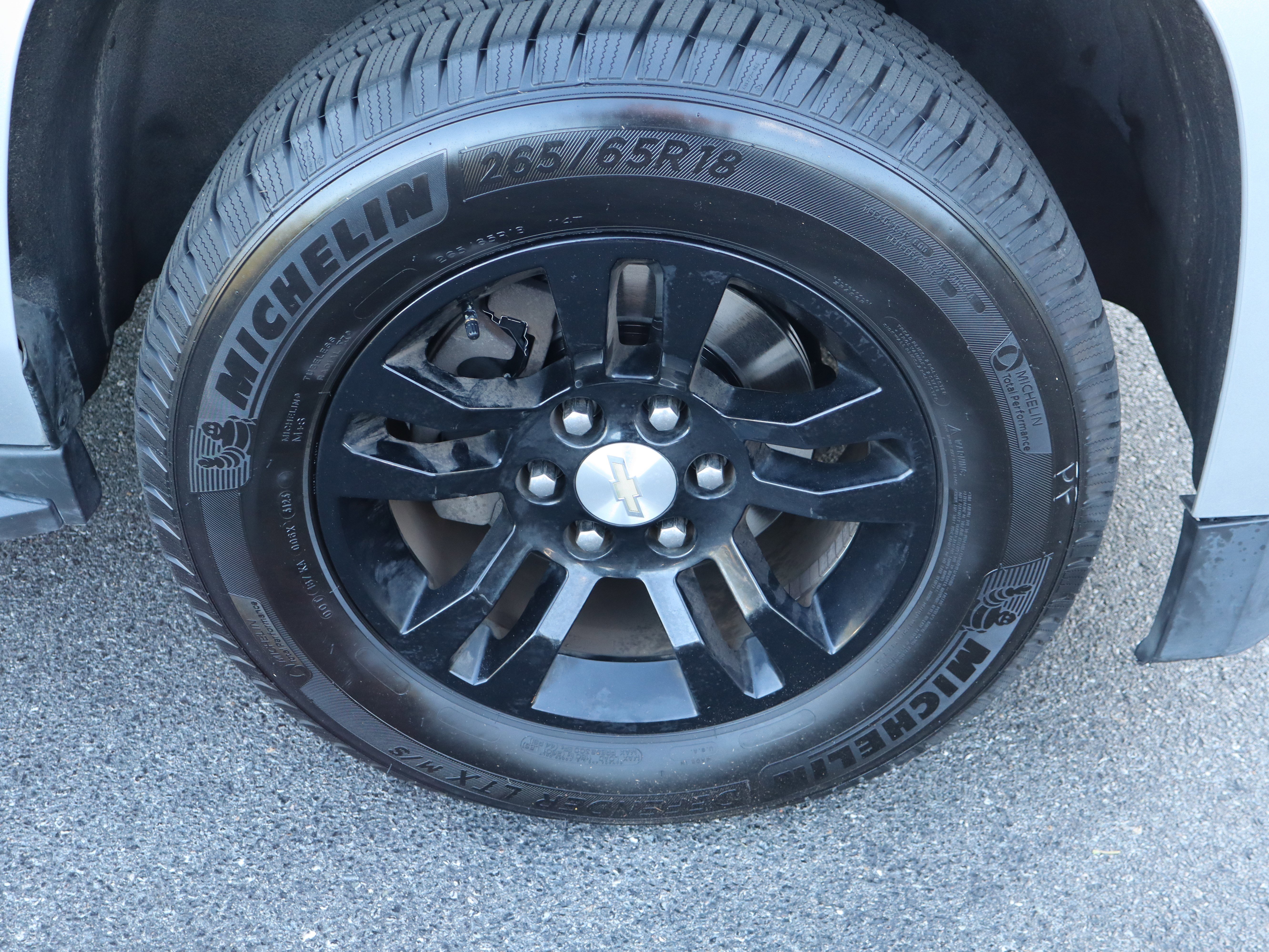 Used 2017 Chevrolet Tahoe LT RWD image 15