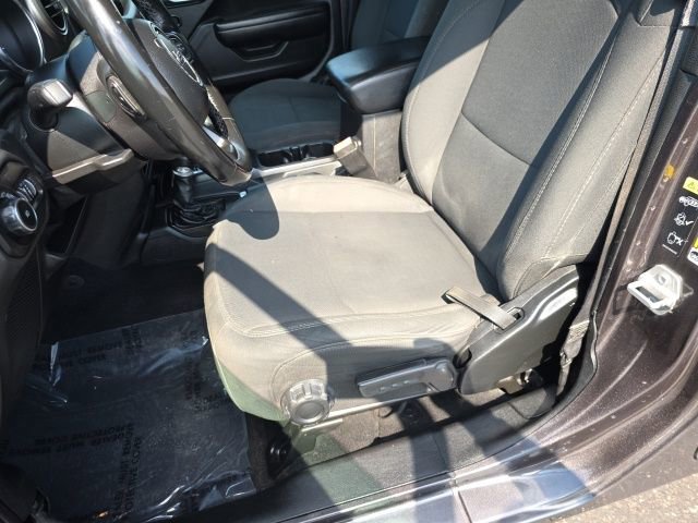Used 2020 Jeep Wrangler Unlimited Sport S AWD/4WD image 16