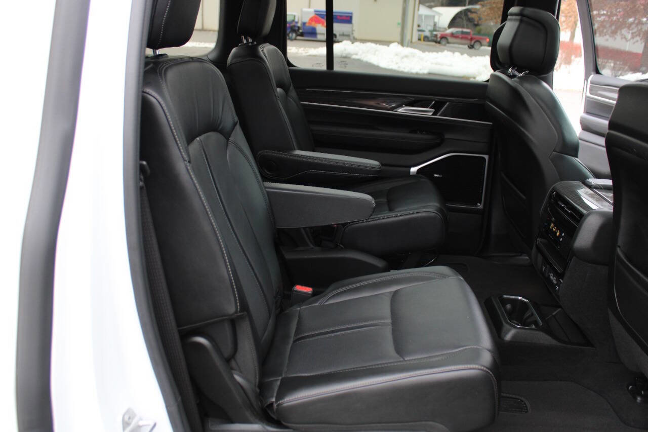 Used 2022 Jeep Wagoneer Series III w/ Premium Group I image 51