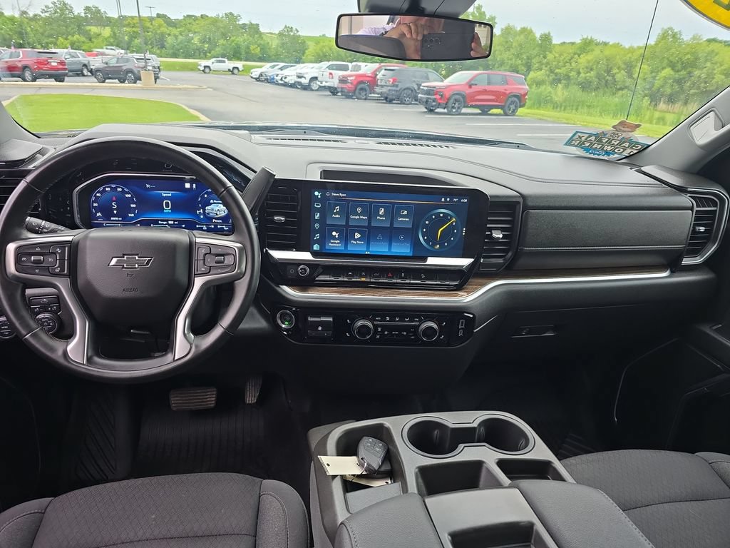 Certified 2023 Chevrolet Silverado 1500 RST AWD/4WD image 11