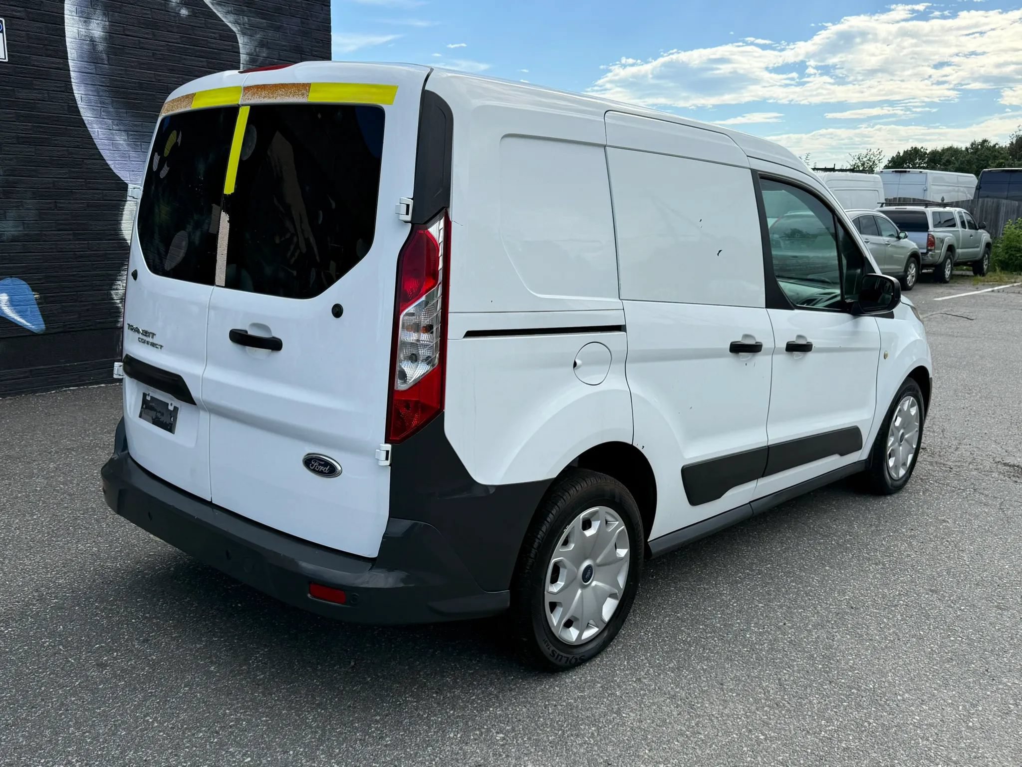 Used 2015 Ford Transit Connect XL FWD image 18