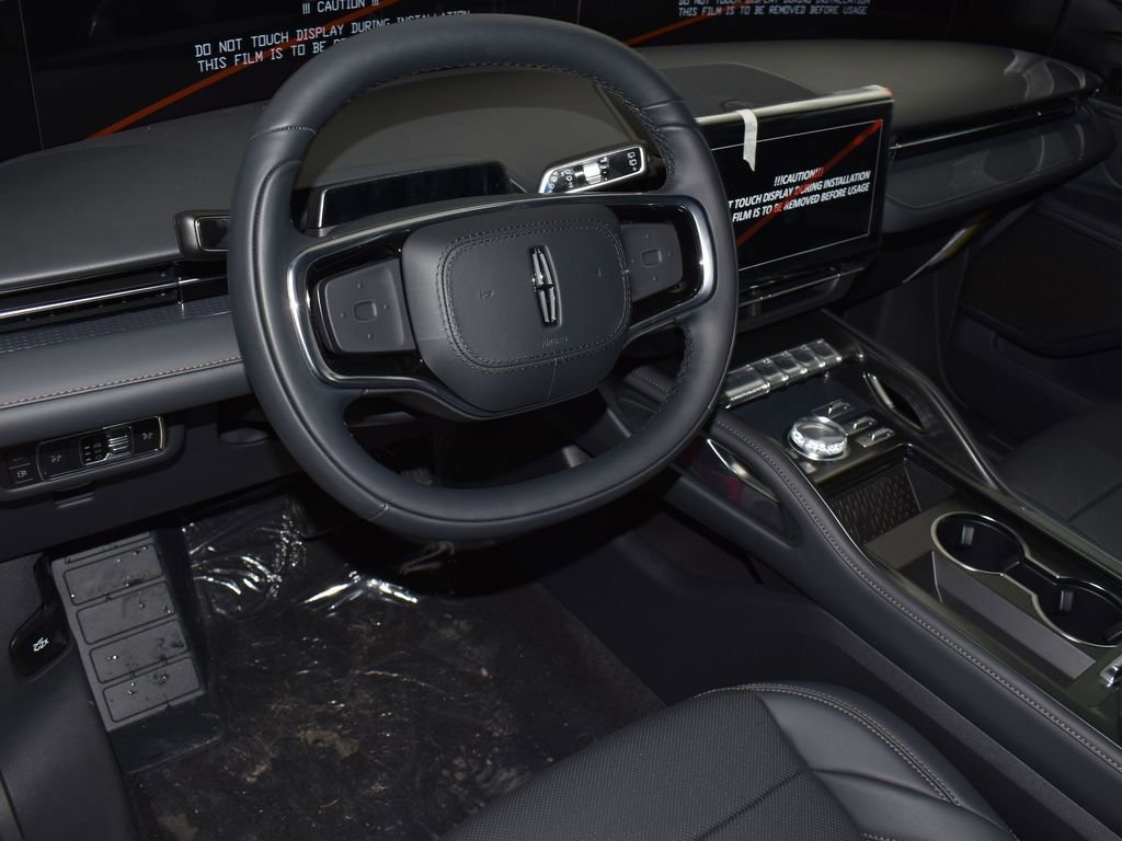 New 2025 Lincoln Nautilus Premier w/ Equipment Group 102A AWD/4WD image 18