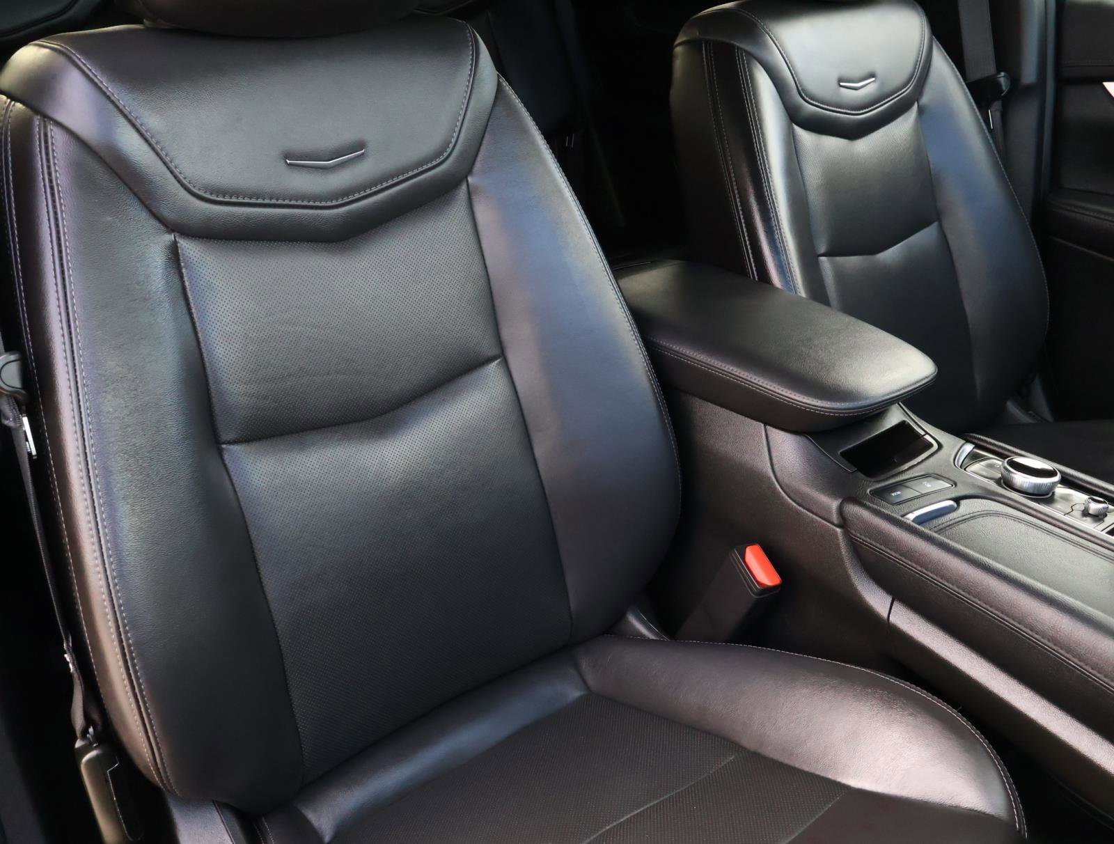 Used 2024 Cadillac XT5 Premium Luxury image 23