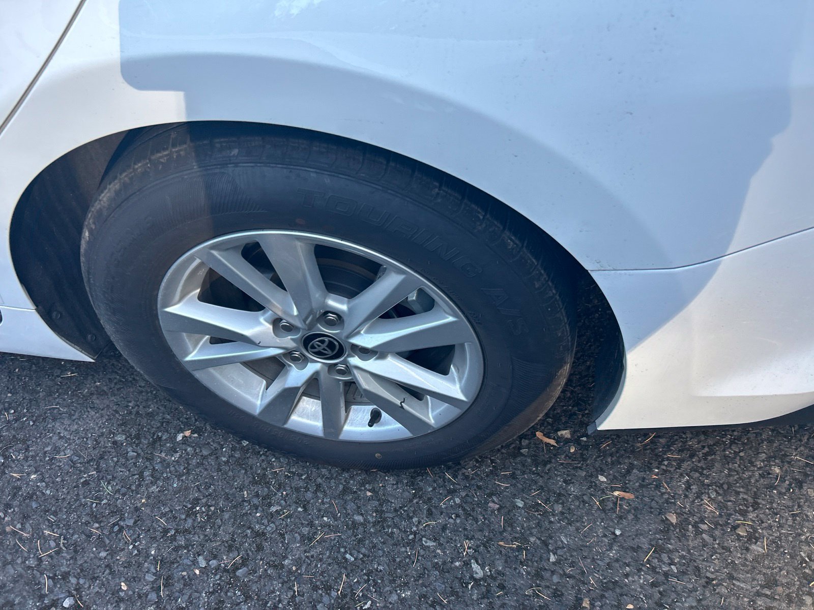 Used 2025 Toyota Camry LE FWD image 7