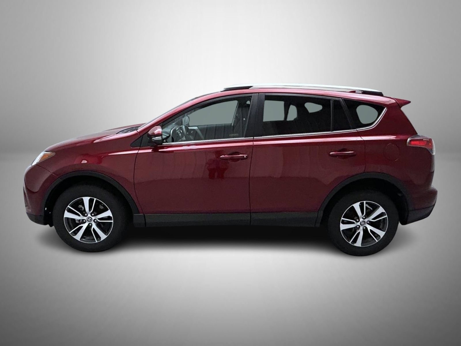 Used 2018 Toyota RAV4 XLE FWD image 8