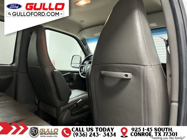 Used 2023 Chevrolet Express 3500 LS RWD image 15