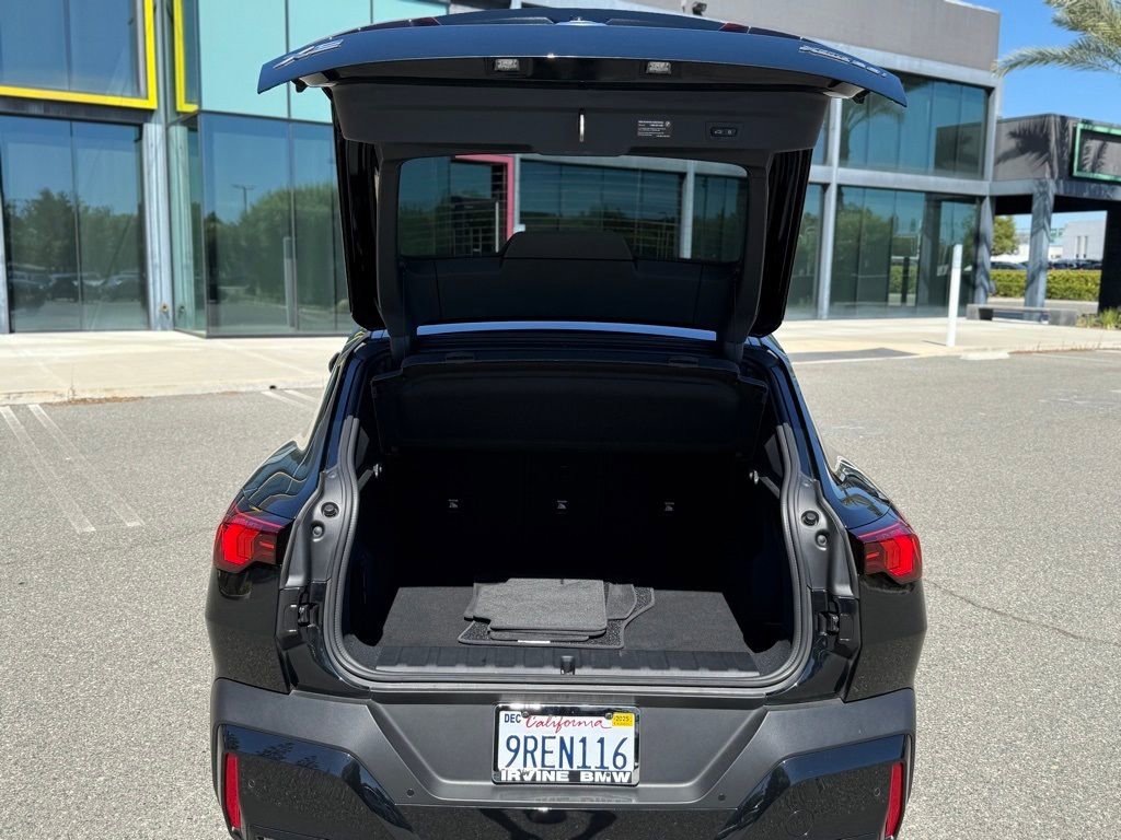 Used 2025 BMW X2 xDrive28i w/ Technology Package image 15