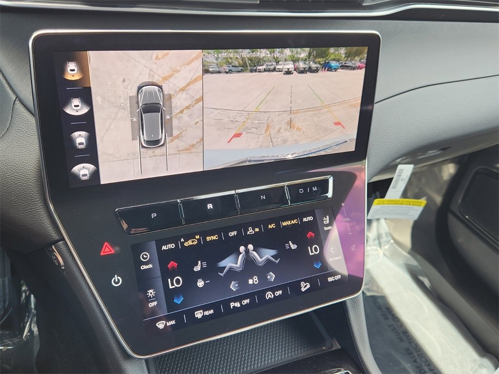 New 2024 Maserati Grecale Modena image 10