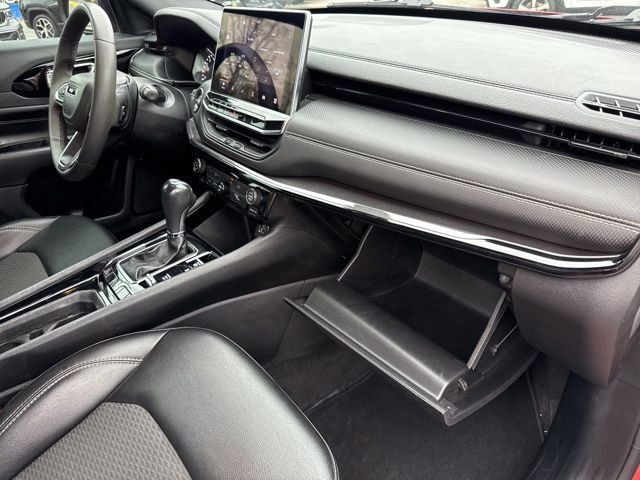 Certified 2023 Jeep Compass Altitude image 26
