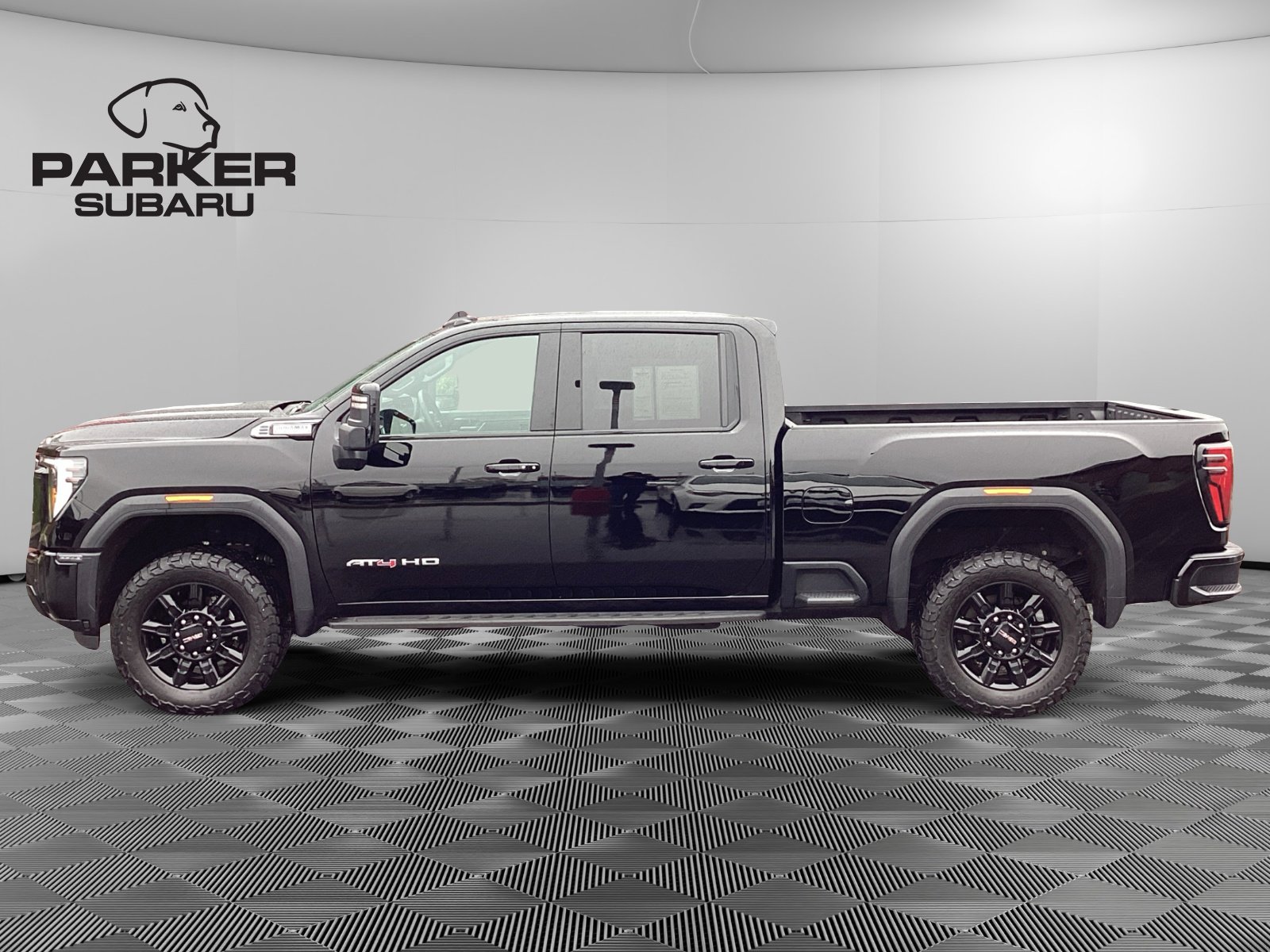 Used 2025 GMC Sierra 2500 AT4 w/ AT4 Premium Plus Package image 2