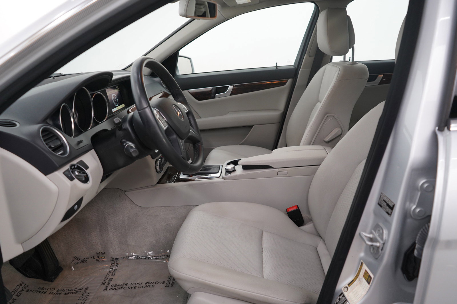 Used 2012 Mercedes-Benz C 300 4MATIC Sedan image 16