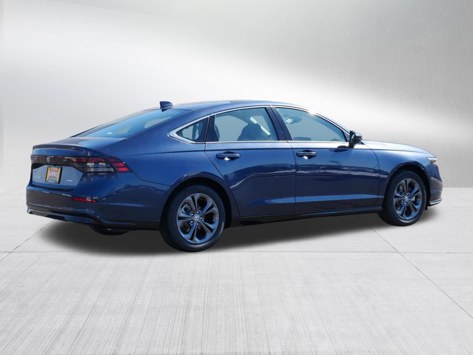 New 2026 Honda Accord EX-L image 7