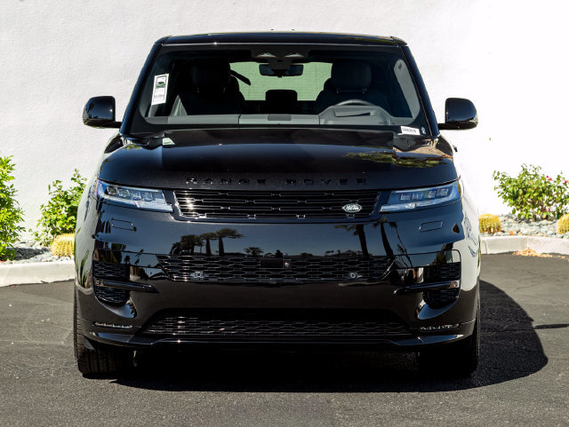 New 2026 Land Rover Range Rover Sport Dynamic SE AWD/4WD image 3