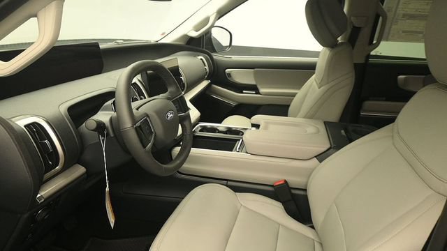 New 2027 Ford Expedition Active AWD/4WD image 15