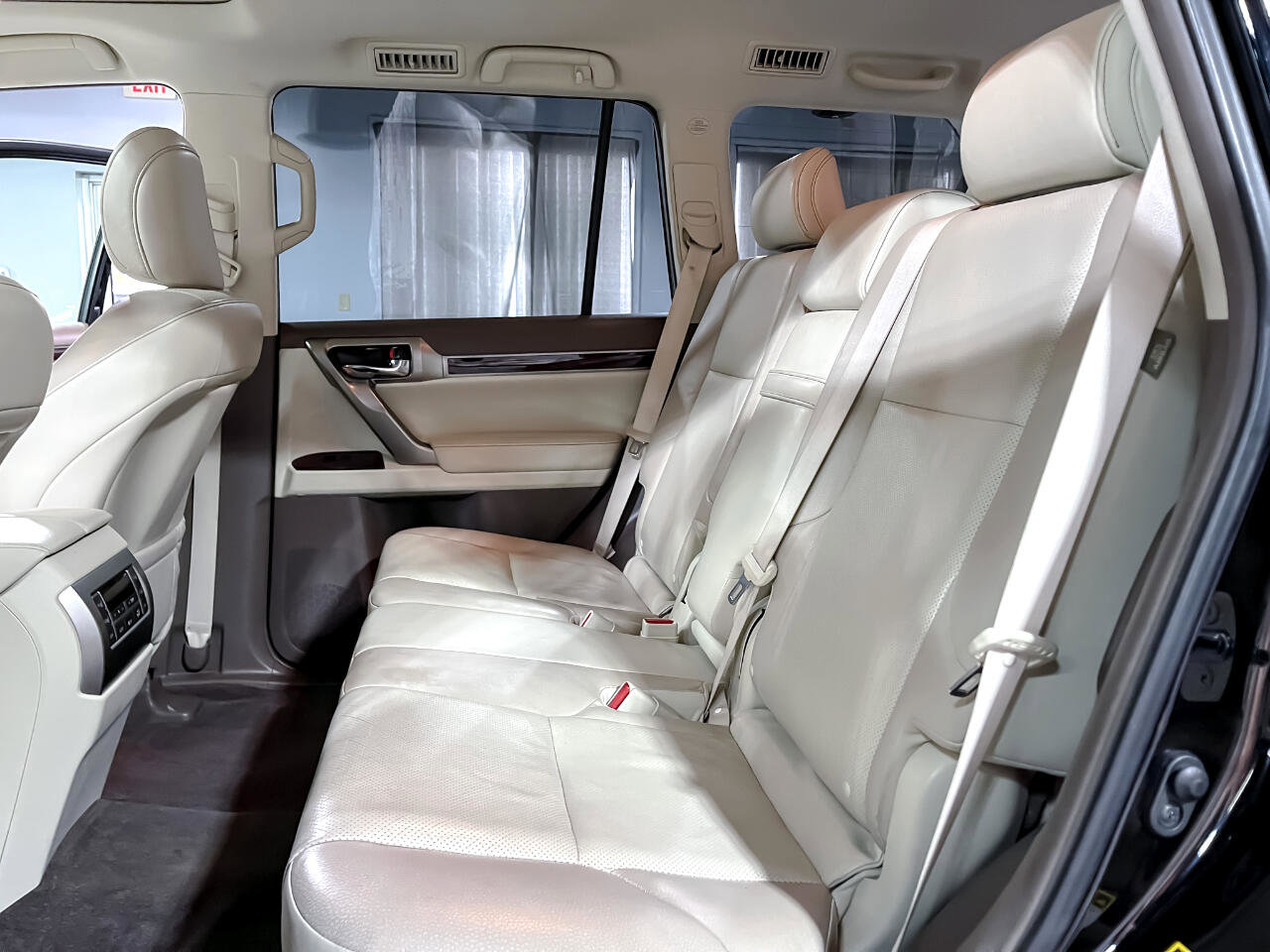 Used 2017 Lexus GX 460 image 18