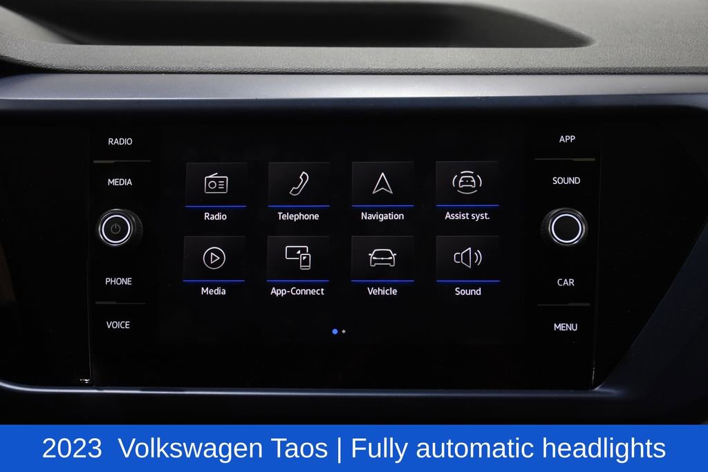Used 2023 Volkswagen Taos SE image 12