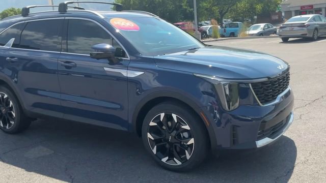Certified 2025 Kia Sorento SX image 9