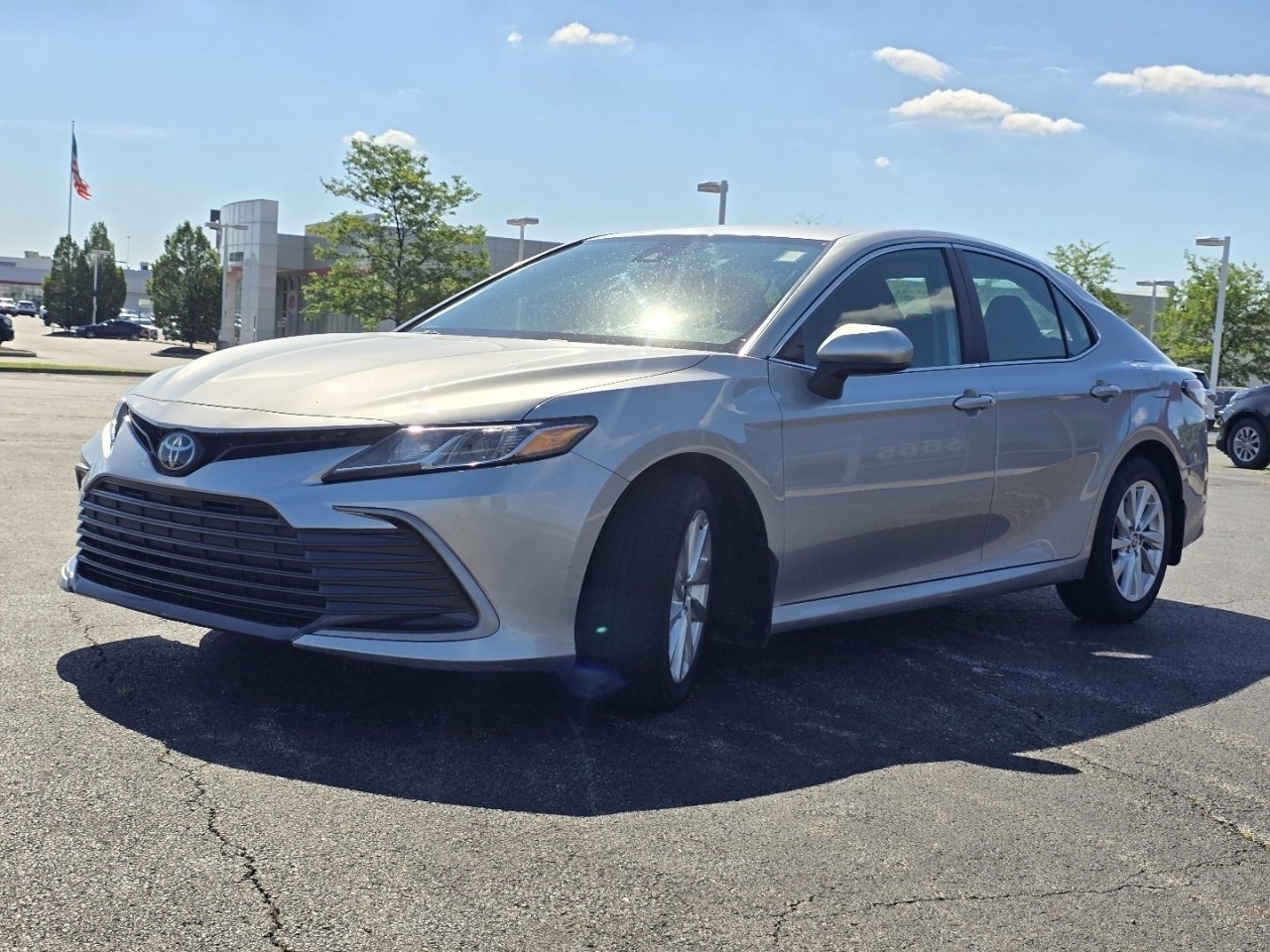 Certified 2023 Toyota Camry LE FWD image 10