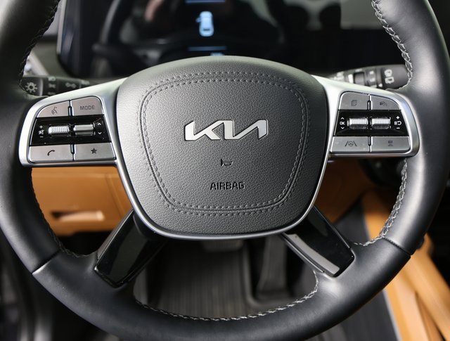 Certified 2025 Kia Telluride EX X-Line image 15