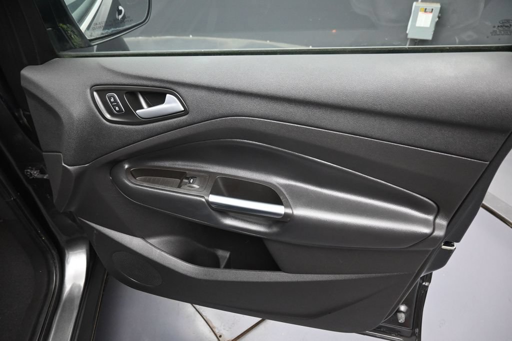 Used 2018 Ford Escape SE AWD/4WD image 32