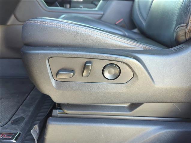 Used 2022 GMC Sierra 1500 AT4 image 13