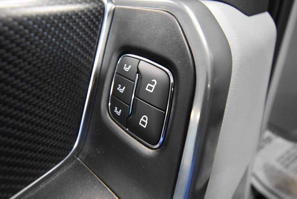 Used 2024 Ford F250 Limited AWD/4WD image 9