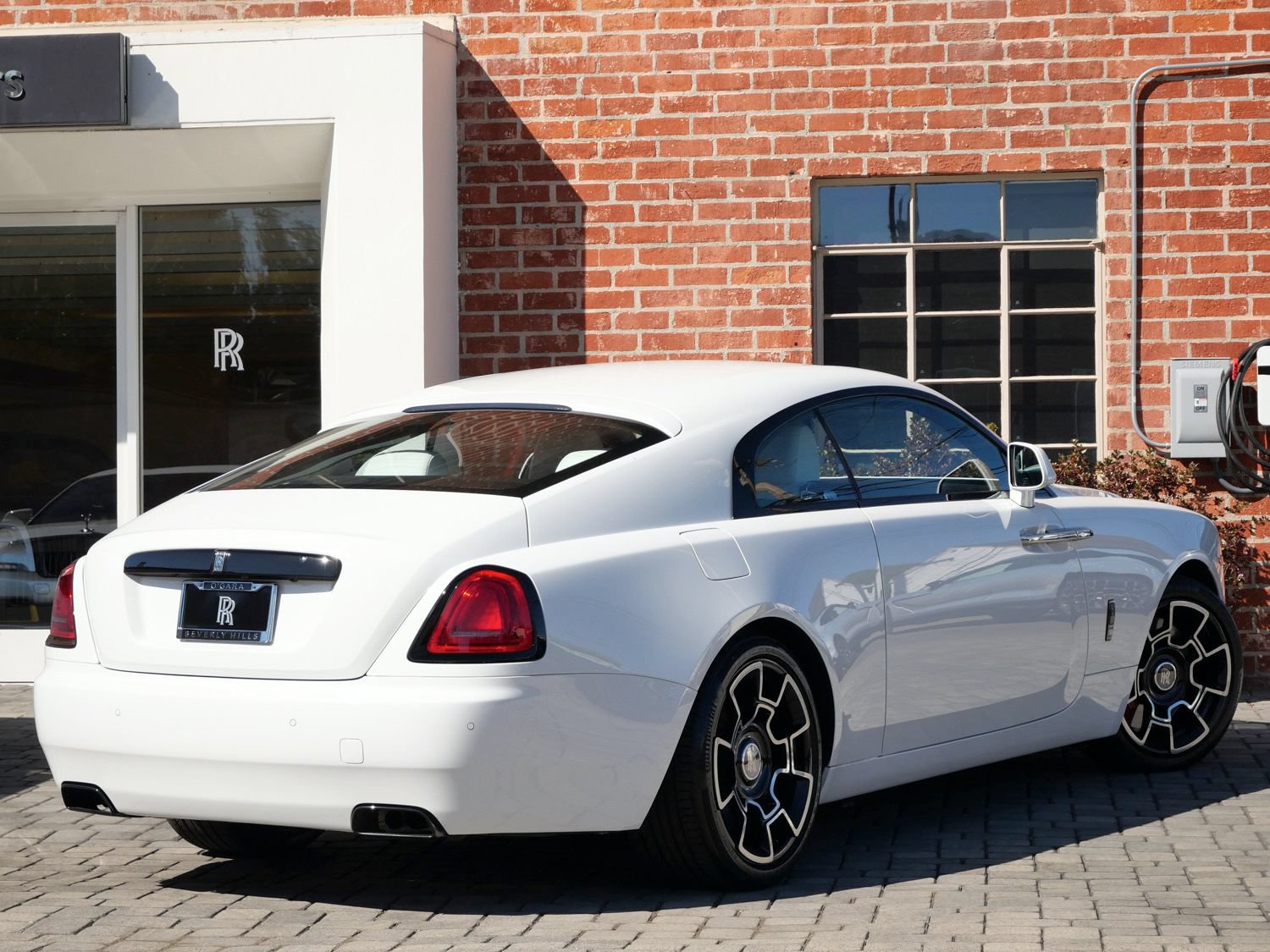 Used 2021 Rolls-Royce Wraith w/ Rolls-Royce Signature Package RWD image 2