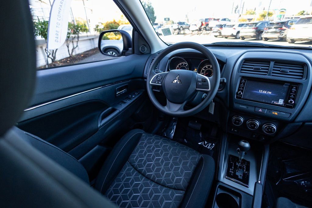 New 2025 Mitsubishi Outlander Sport ES image 19