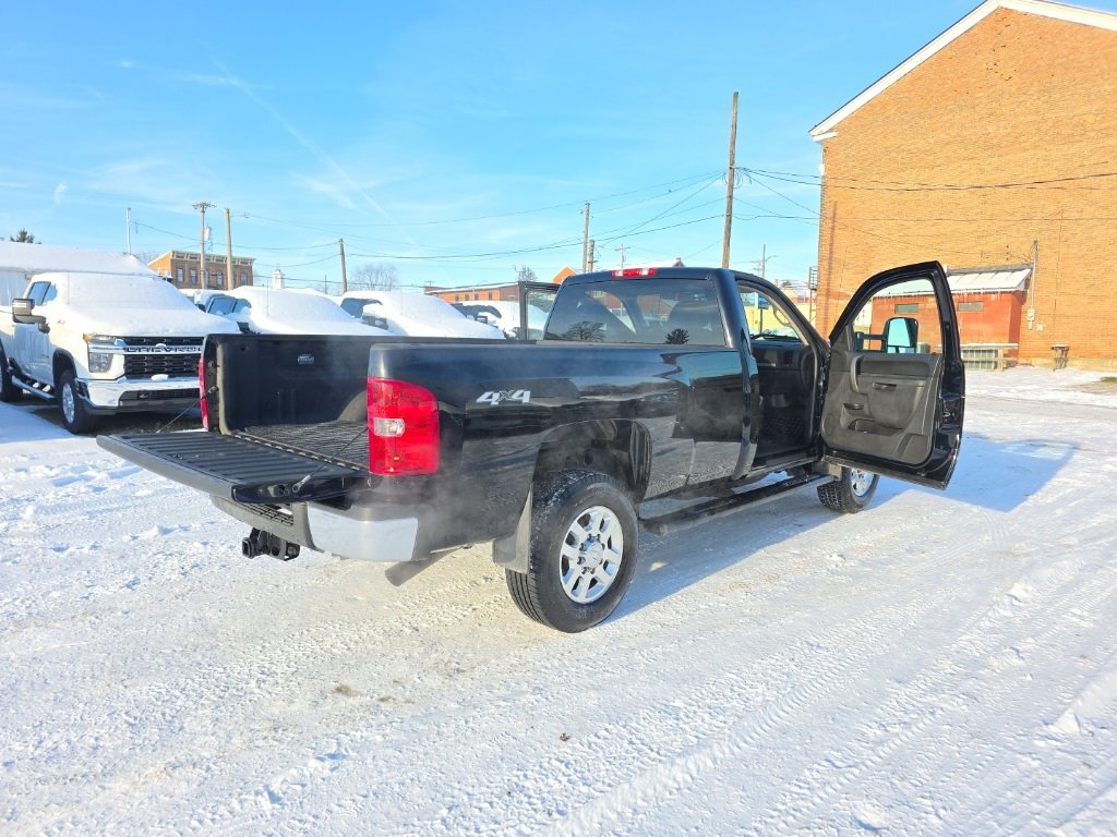 Used 2014 Chevrolet Silverado 2500 LT w/ Interior Plus Package image 26