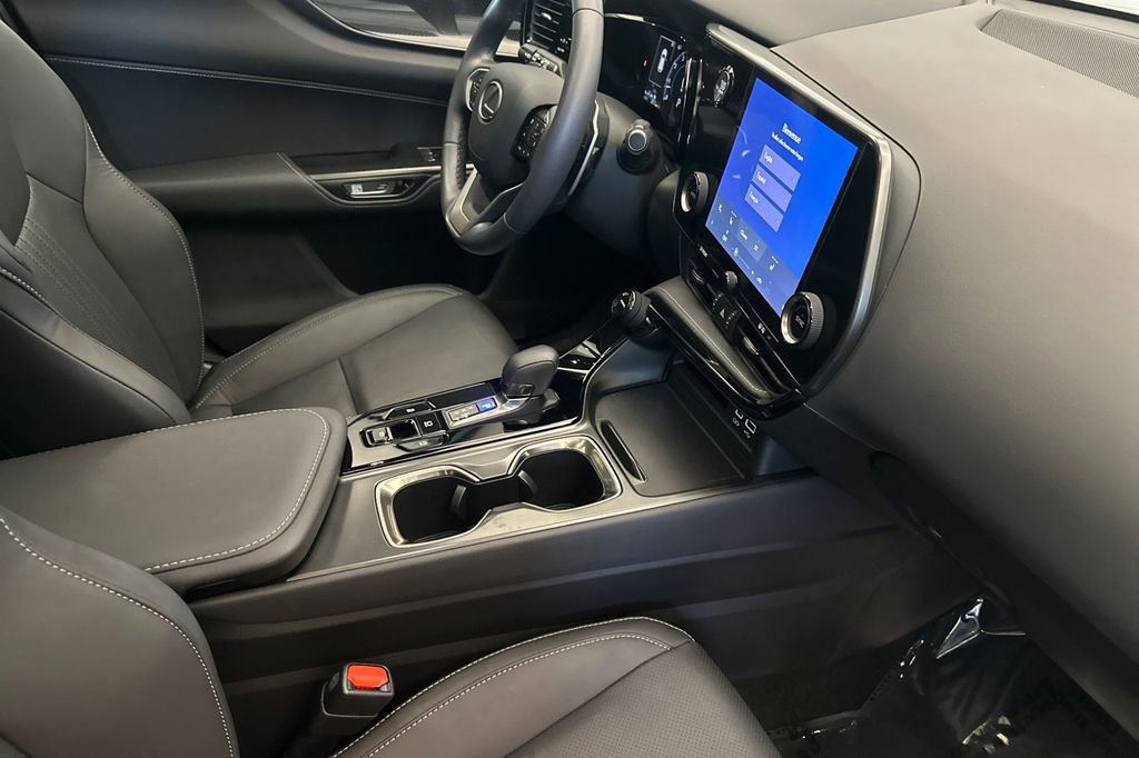 Certified 2024 Lexus NX 250 FWD image 16