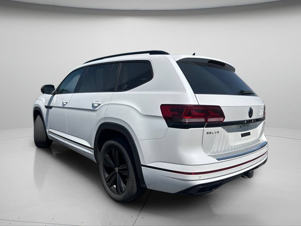 Used 2023 Volkswagen Atlas SEL R-Line AWD/4WD image 13
