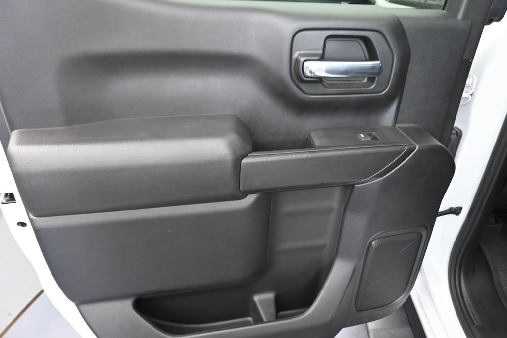 Used 2025 Chevrolet Silverado 1500 Custom AWD/4WD image 23