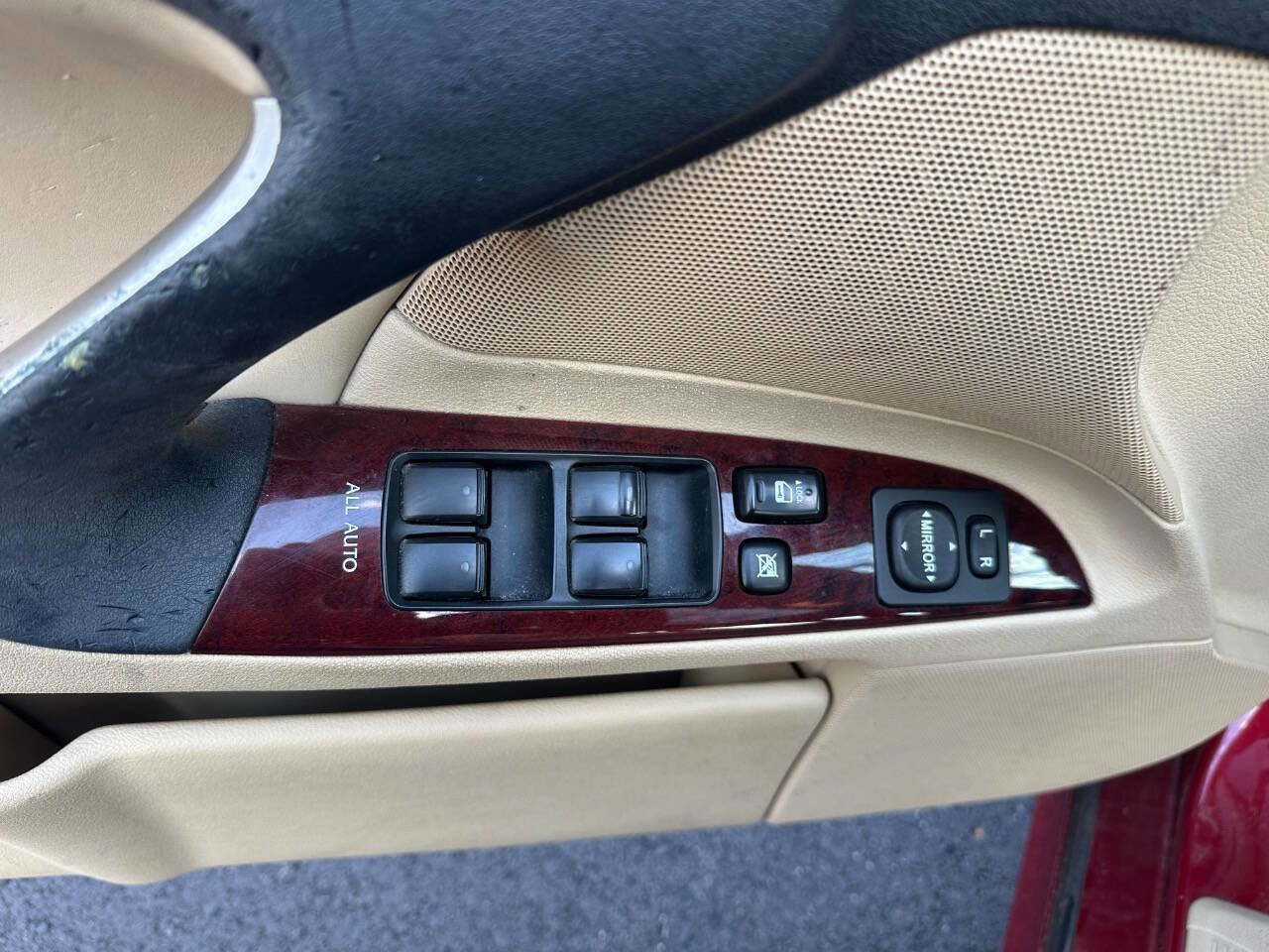 Used 2007 Lexus IS 250 AWD image 17