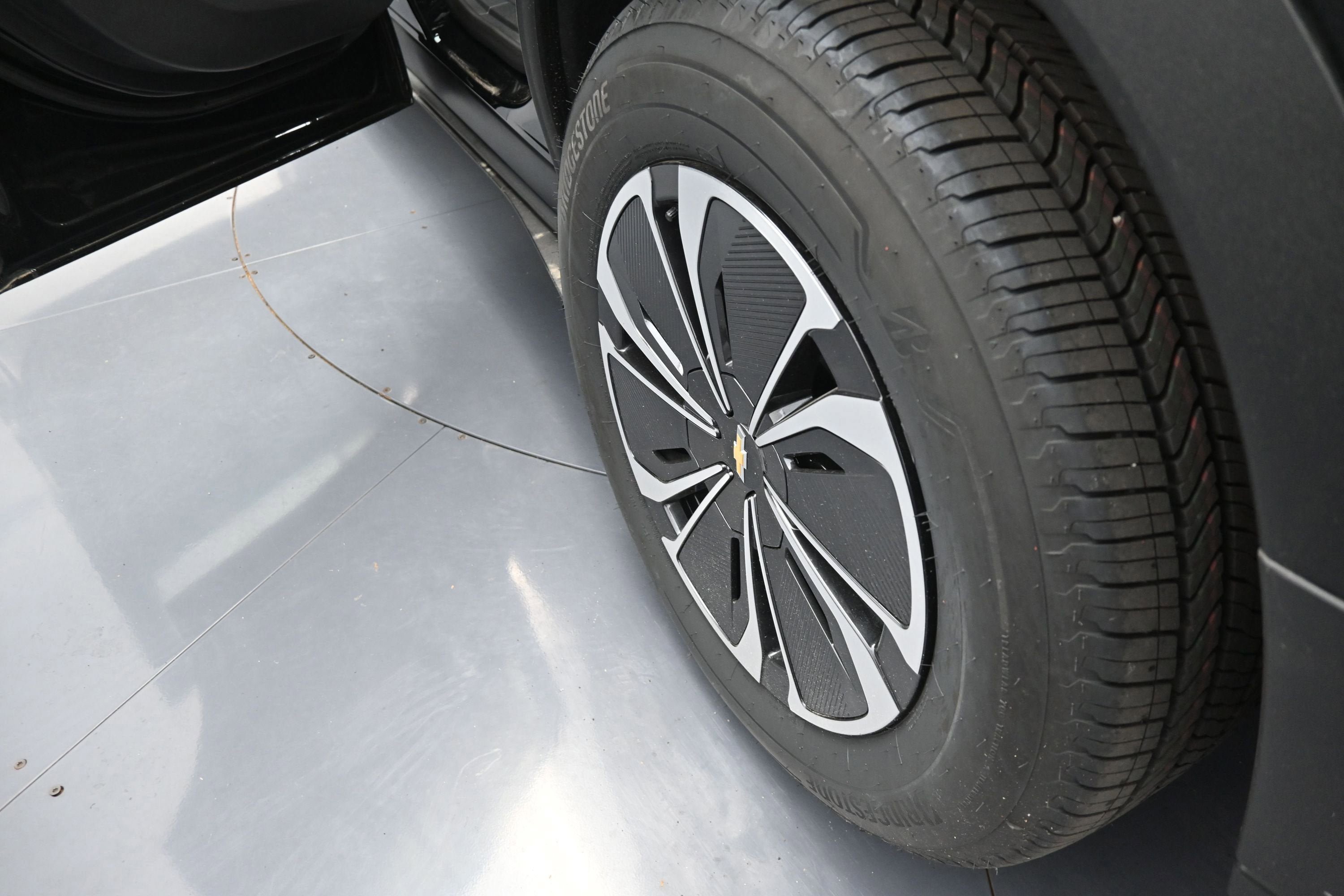 New 2026 Chevrolet Blazer EV LT FWD image 35