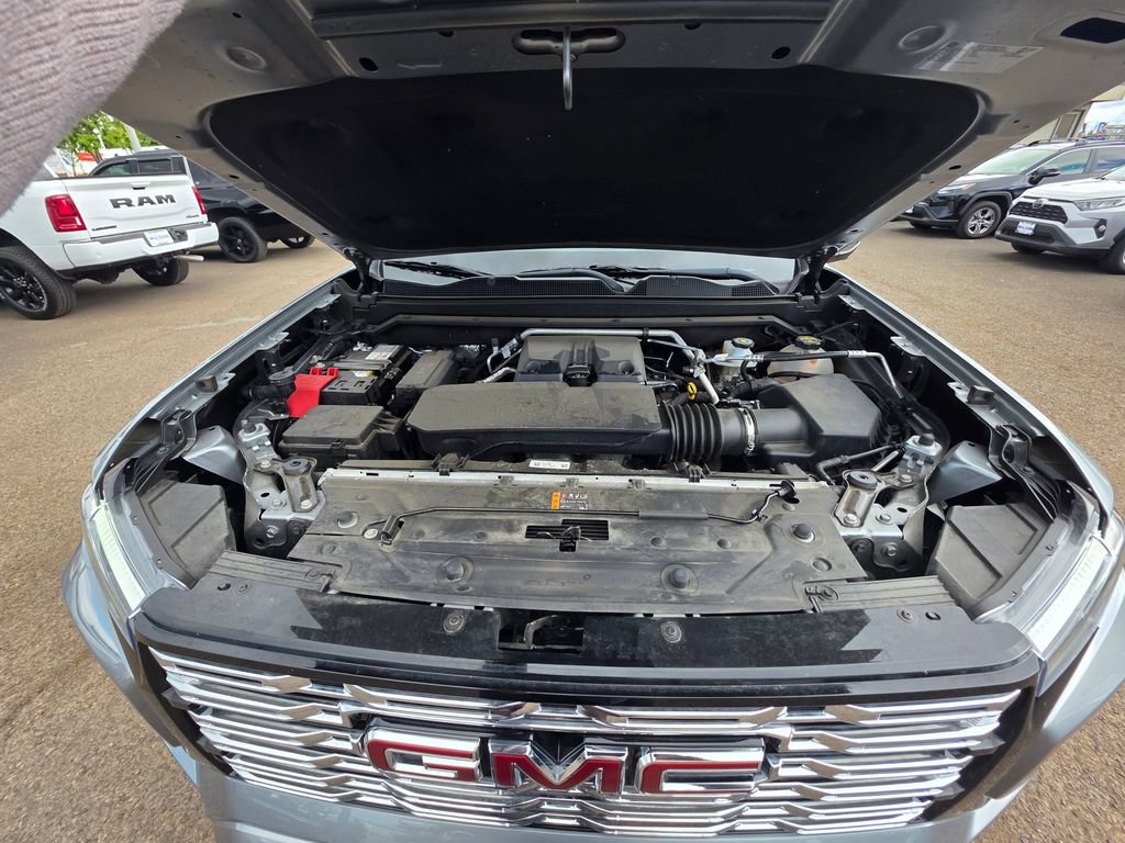 Used 2024 GMC Canyon Denali AWD/4WD image 27
