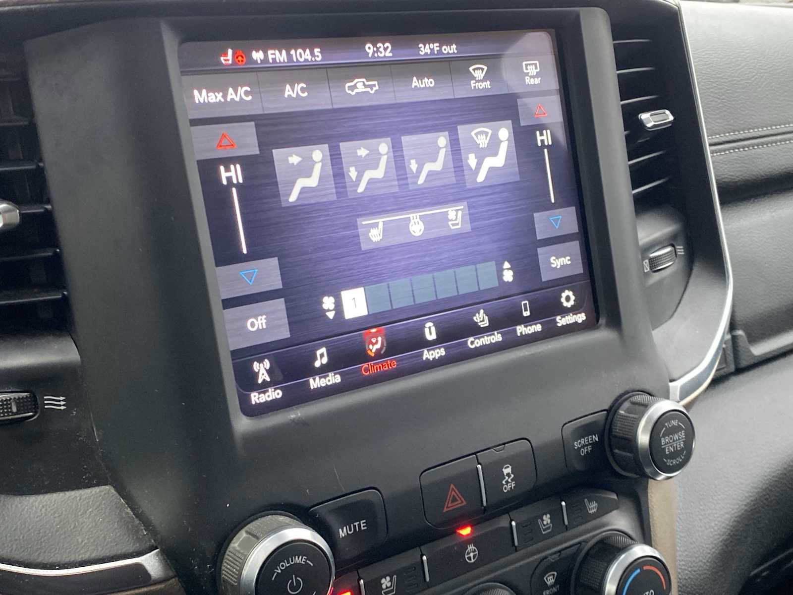 Certified 2019 RAM 2500 Laramie image 27