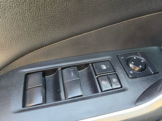 Used 2021 Toyota RAV4 TRD Off-Road AWD/4WD image 36