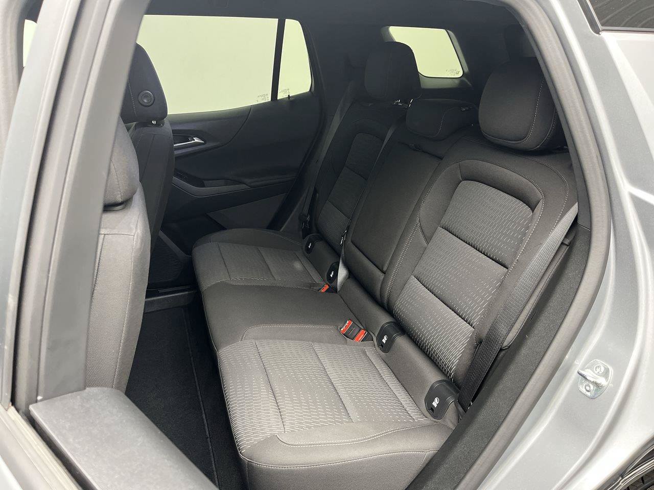 Certified 2026 Chevrolet Equinox LT AWD/4WD image 9