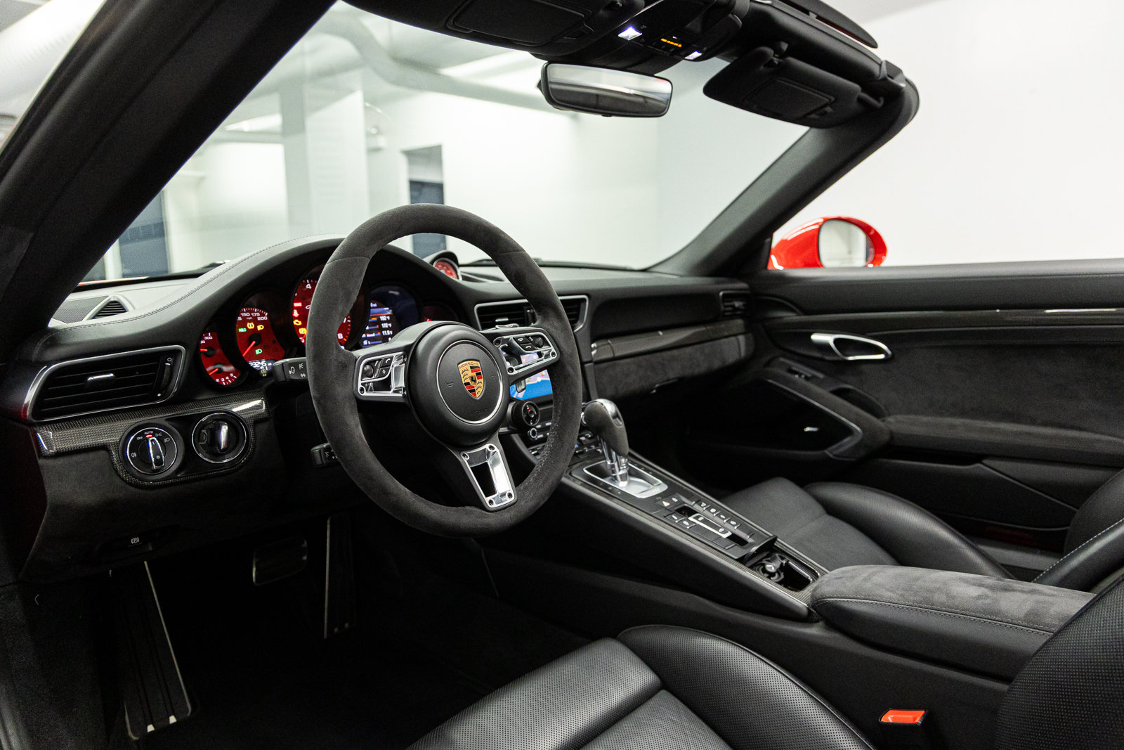 Used 2019 Porsche 911 Targa 4 GTS AWD/4WD image 38