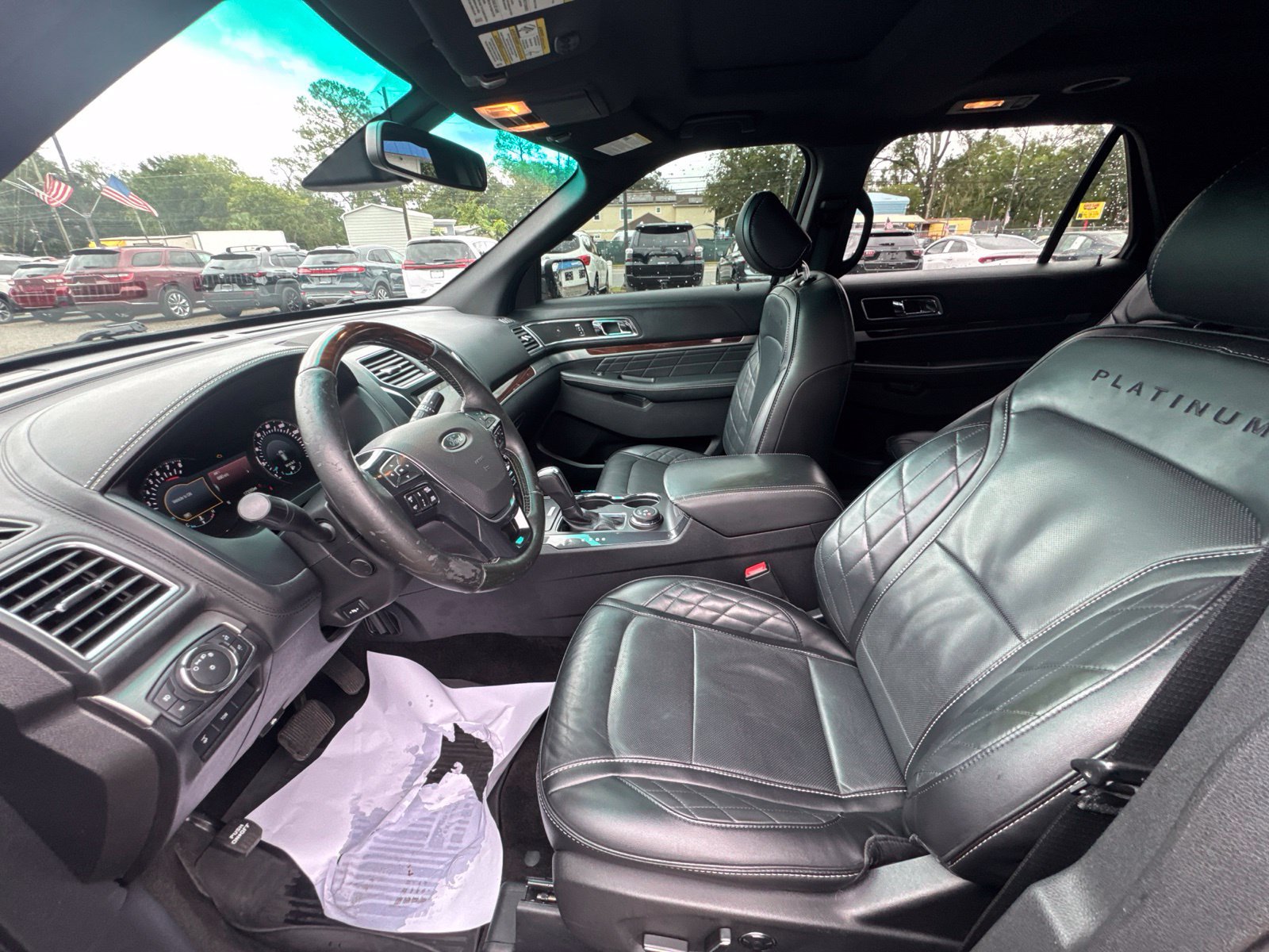 Used 2017 Ford Explorer Platinum AWD/4WD image 15