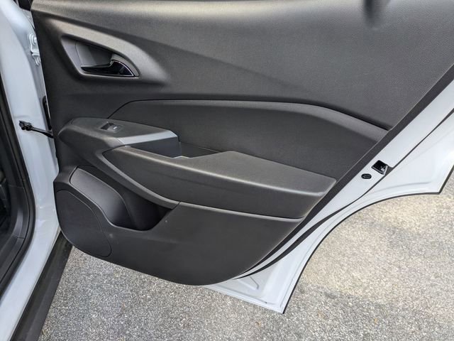 New 2026 Chevrolet Trax RS w/ Sunroof Package FWD image 30