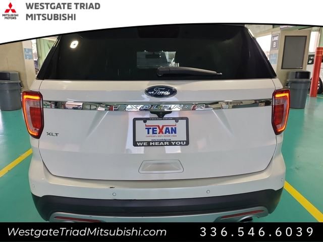 Used 2017 Ford Explorer XLT w/ Equipment Group 202A image 15