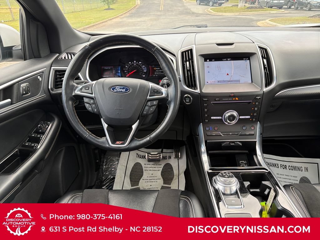Used 2019 Ford Edge ST w/ Equipment Group 401A AWD/4WD image 39